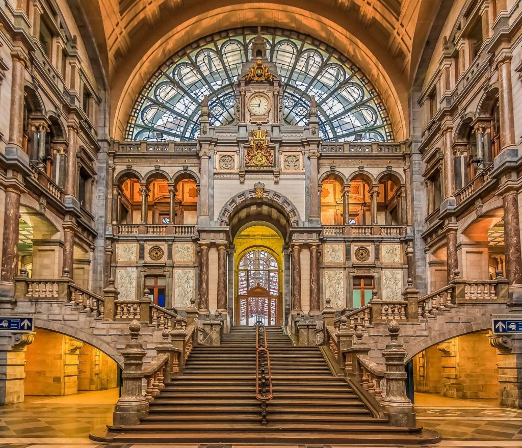 tourist attractions in Antwerp: Antwerp Central Station