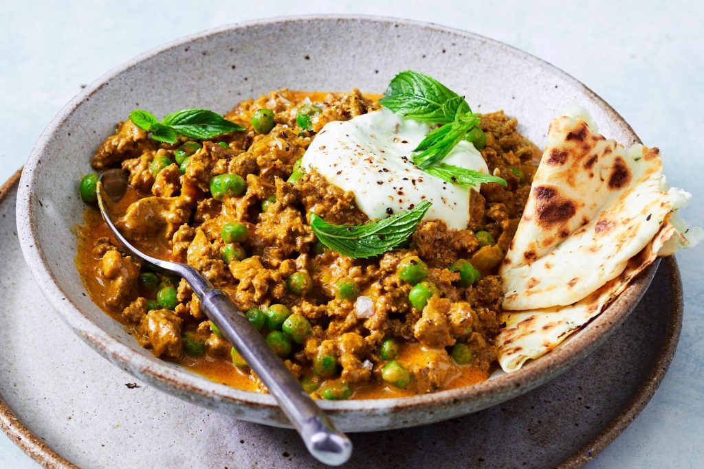 CURRY WITH GROUND BEEF (KEEMA CURRY)